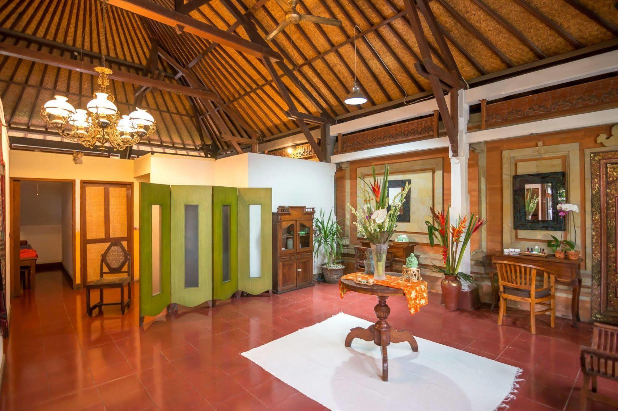 Depradha Ubud Esterno foto
